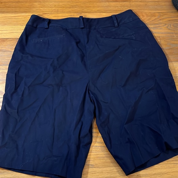 Talbots chino shorts - Picture 6 of 8